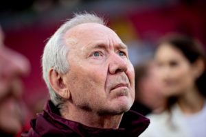 Олег Романцев: «Не понимаю, почему нашим судейским корпусом командует Мажич»