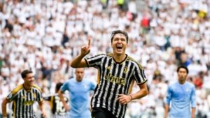 «Ювентус» составил список игроков на замену Кьезы