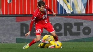 ⚽ Выйдут ли миланцы<br> на второе место?<br> Анонс на матч<br> чемпионата Италии<br> «Монца» - «Милан»<br> на 18 февраля