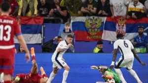 УЕФА запретит российские флаги на матче сборной Украины<br> против Румынии