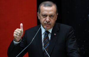 Президент Турции Эрдоган обратился к главному тренеру сборной после вылета<br> с Евро-2024