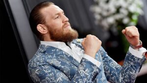 Конор Макгрегор посетил игру «Арсенал» — «ПСЖ»<br> в Лиге чемпионов
