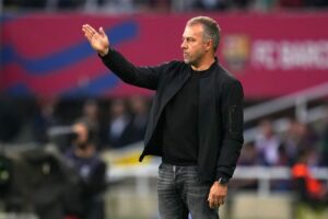 Флик прокомментировал вылет «Барселоны» из Лиги чемпионов после поражения <br>от «Интера»