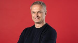 Тренер сборной Германии Кристиан Вюк доволен победным результатом <br>на старте женского Евро-2025