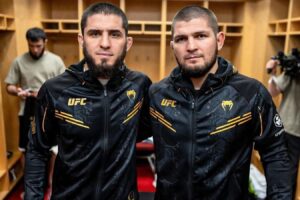 «Амкал» хочет пригласить Хабиба Нурмагомедова и Ислама Махачева сыграть<br> в Кубке России