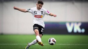 «Торпедо» переиграло «Урал» благодаря голу прямым ударом<br> с углового