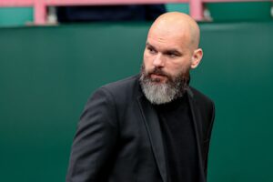 Владимир Слишкович впервые высказался об уходе из «Оренбурга»