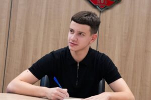 ЦСКА подписал трёхлетний контракт с нападающим Лукьяновым