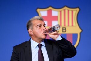 Глава «Барселоны» лично пожаловался президенту УЕФА на судейство в игре с «Атлетико» — MD