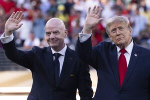 Трамп заявил, что никогда не обсуждал с Инфантино идею продажи прав на ЧМ
