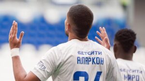 Махачкалинское «Динамо» разгромило «Крылья» и одержало третью победу в 4-х турах на старте сезона