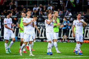 «Боруссия» М вела 3:1, но умудрилась проиграть дома