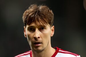«Динамо» Махачкала объявило о трансфере Далера Кузяева