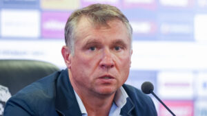 Талалаев: «Вынуждены по ходу первой трети чемпионата перестраиваться. Для тренера это хорошая работа»