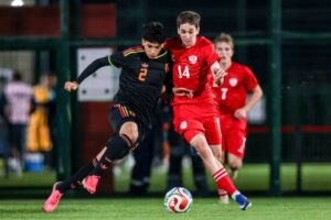Сборная России U15 упустила преимущество в три мяча в игре с Перу и уступила по пенальти