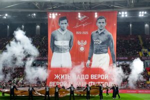 Уэсли Снейдер и Ривалдо наградят победителей премии имени Никиты Симоняна